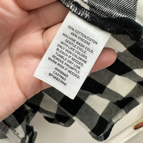 BP cropped black and white plaid shirt size XS - Picture 3 of 5